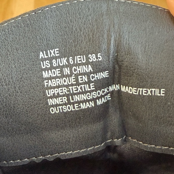 Lace up gray boot - Picture 11 of 11